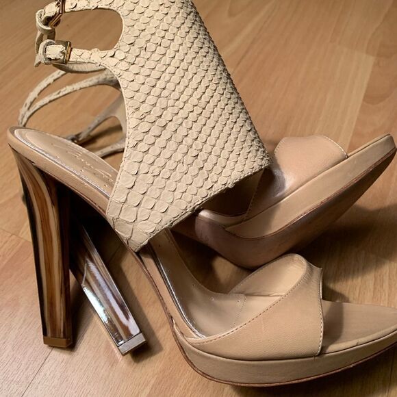 Max Azria Heels  - Picture 6 of 12